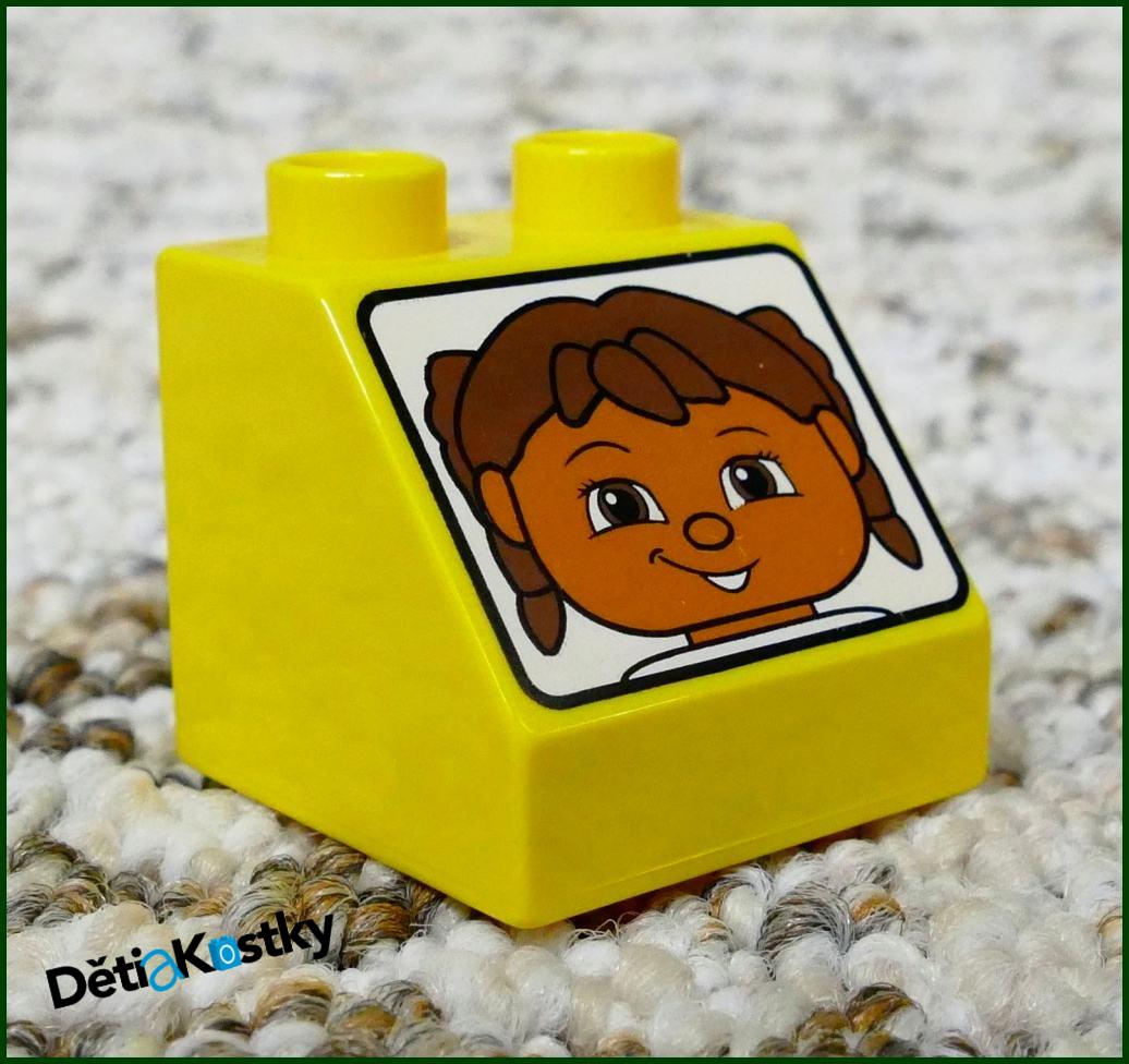 Lego® Duplo® Kostka 2x2 Žlutá Zkosená - Holka s Culíky