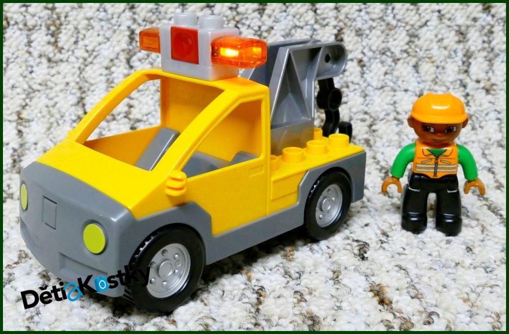 Lego® Duplo® Auto s Hákem, Májáčkem a Figurkou