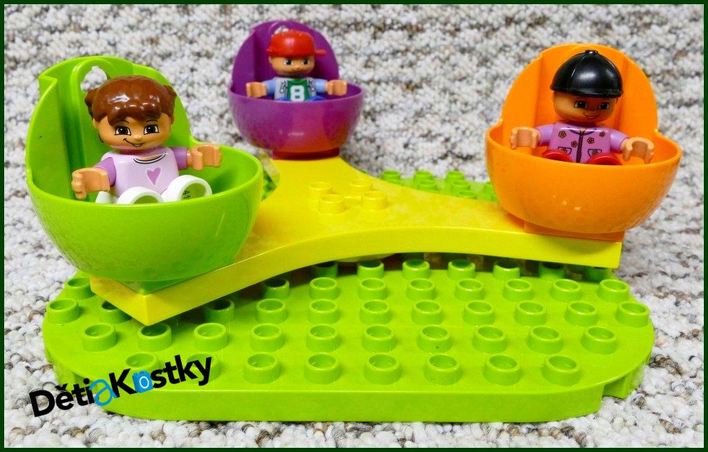 Lego® Duplo® Kolotoč Velký s Figurkami