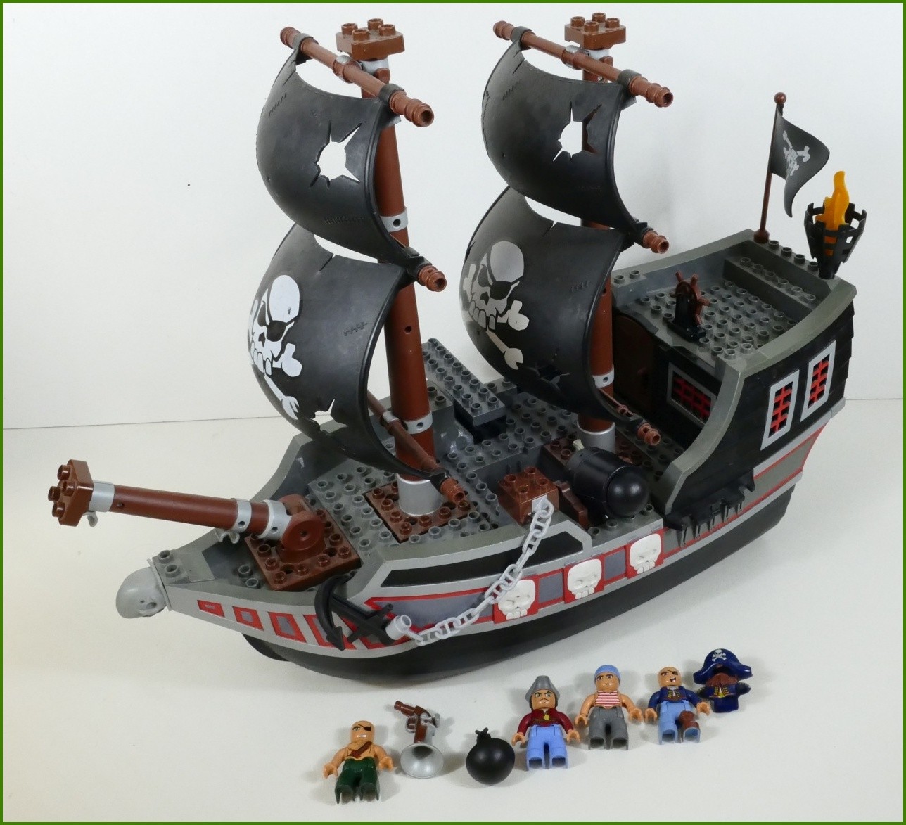 Lego® Duplo® 7880 - Pirátská Loď