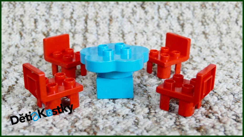 Lego® Duplo® Stůl Tyrkysový s Červenými Židlemi