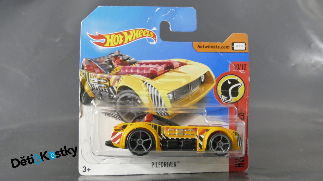 Auto Model Hot Wheels Autíčko Piledriver (HW DAREDEVILS)
