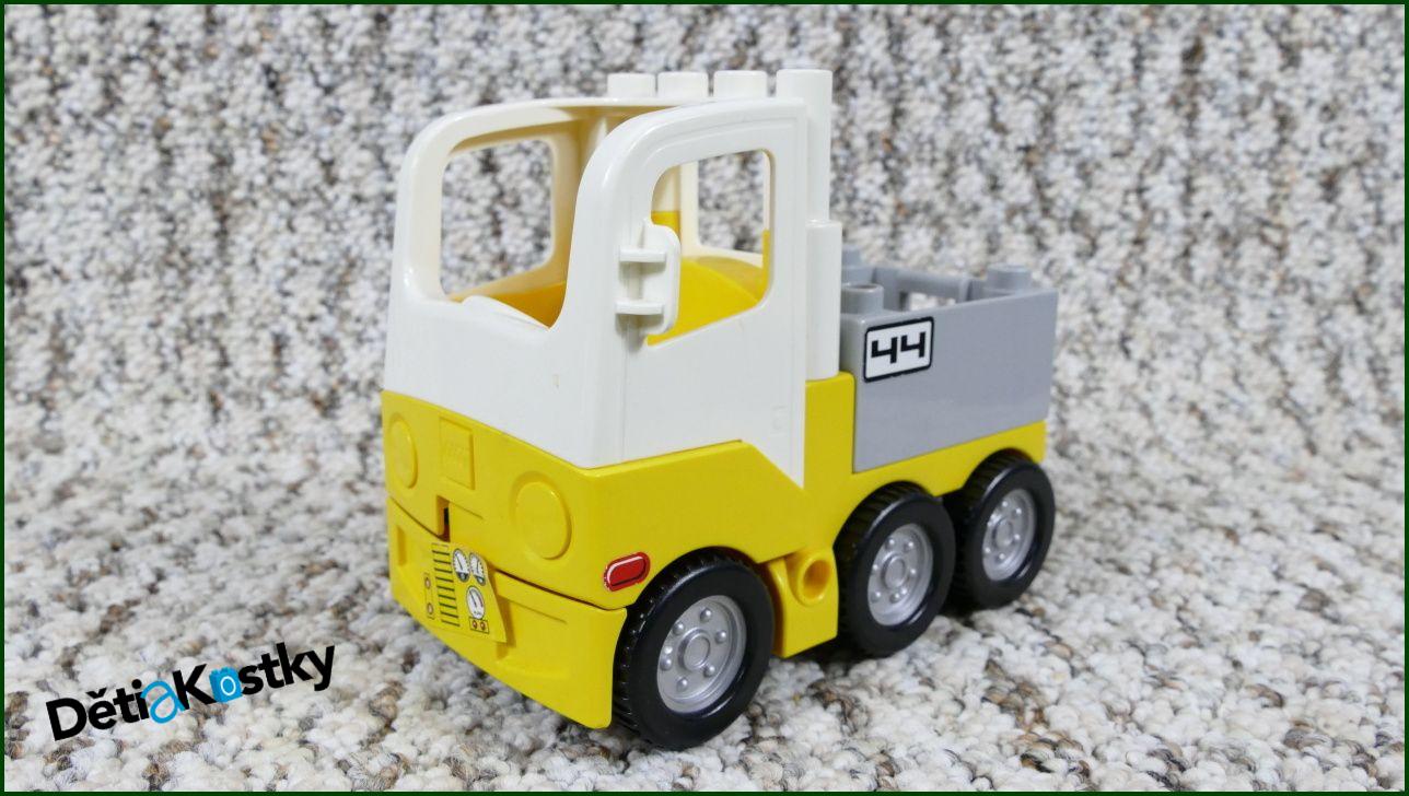 Lego® Duplo® Letištní Tahač s Korbou