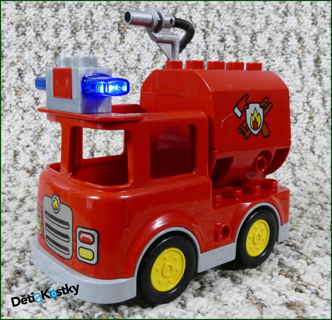 Lego® Duplo® Hasičské Auto s Cisternou a Majáčkem