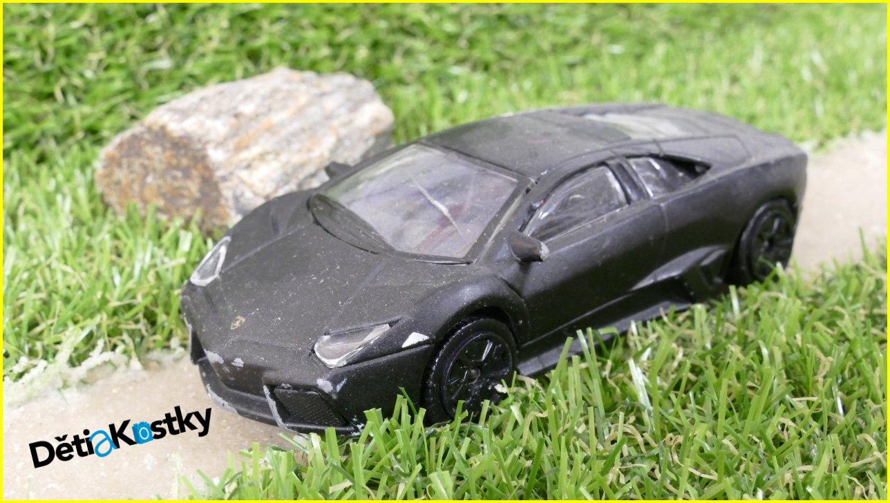 Angličák Bburago 1:43 - Lamborghini Reventón - prasklé přední sklo