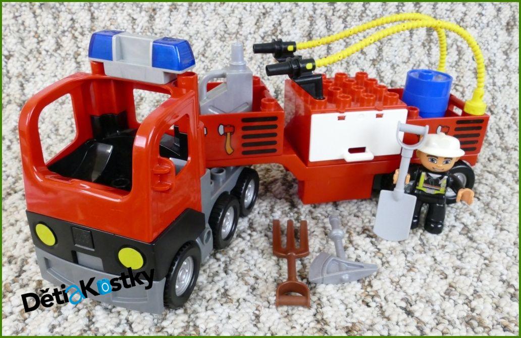 Lego® Duplo® Hasičské Auto s Návěsem, Kontejnery, Nářadím a Hadicemi
