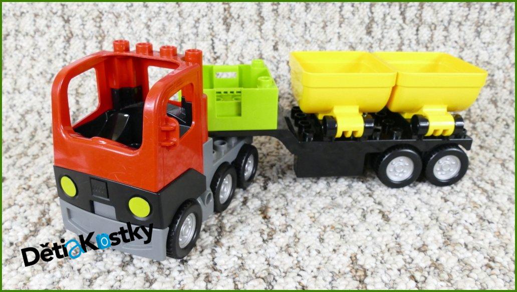 Lego® Duplo® Tahač Červený s Návěsem a Vyklápěcími Kontejnery
