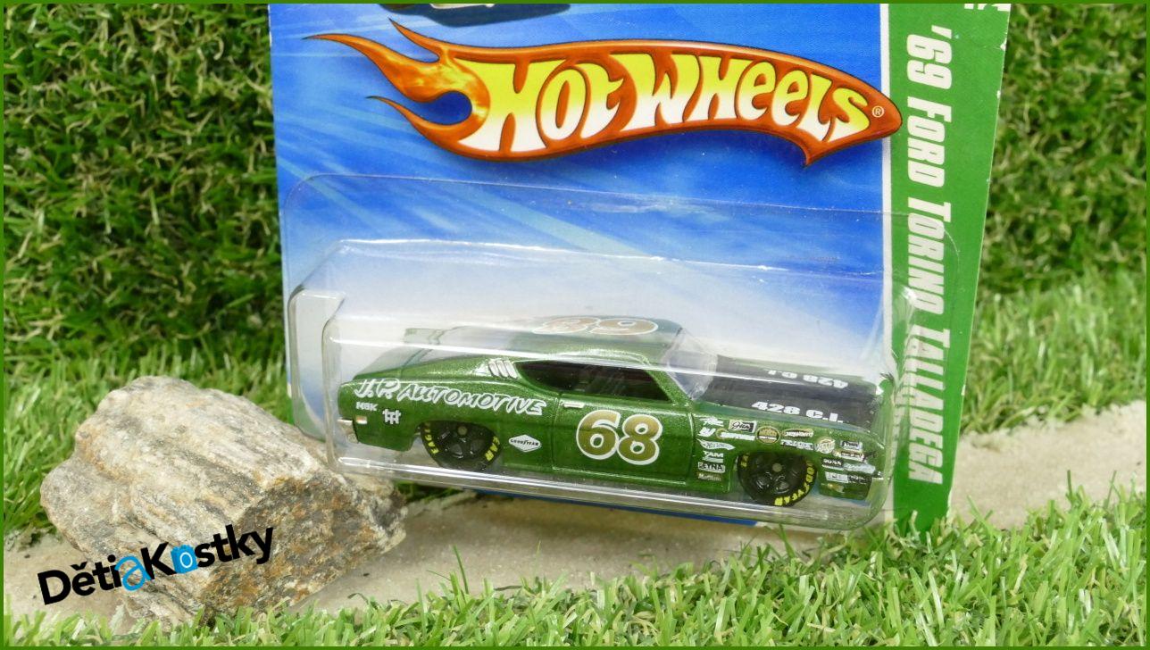 Angličák Model Autíčka Hot Wheels Autíčko '69 Ford Torino Talladega (T-HUNT)