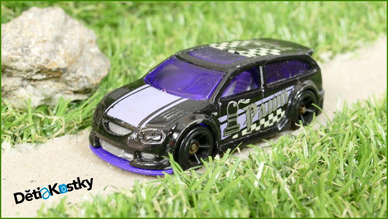 Hot Wheels Autíčko Audacious