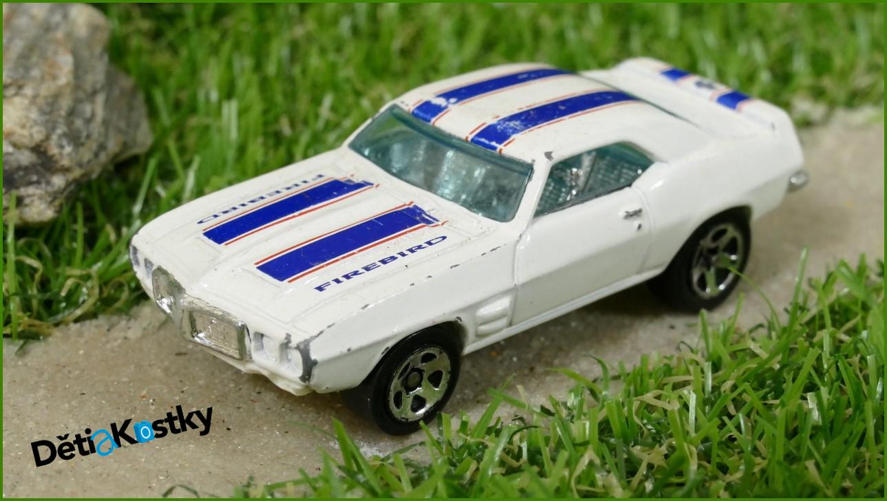 Angličák - Autíčko Hot Wheels ´69 Firebird T/A