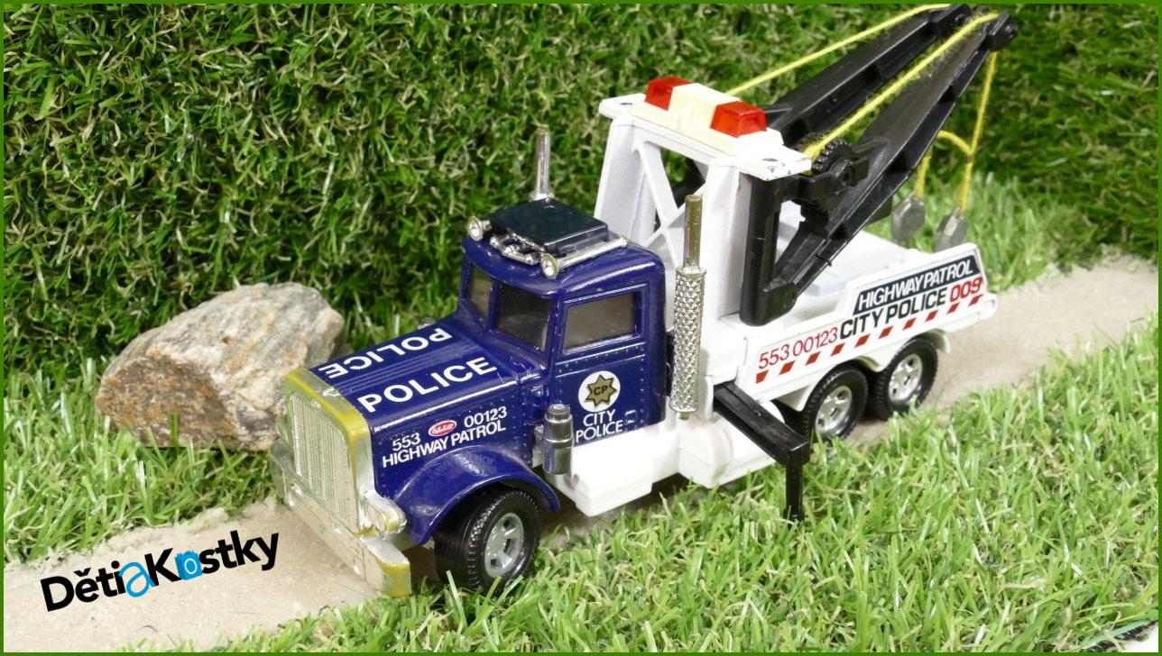 Angličák Autíčko Matchbox Peterbilt Police Highway Patrol