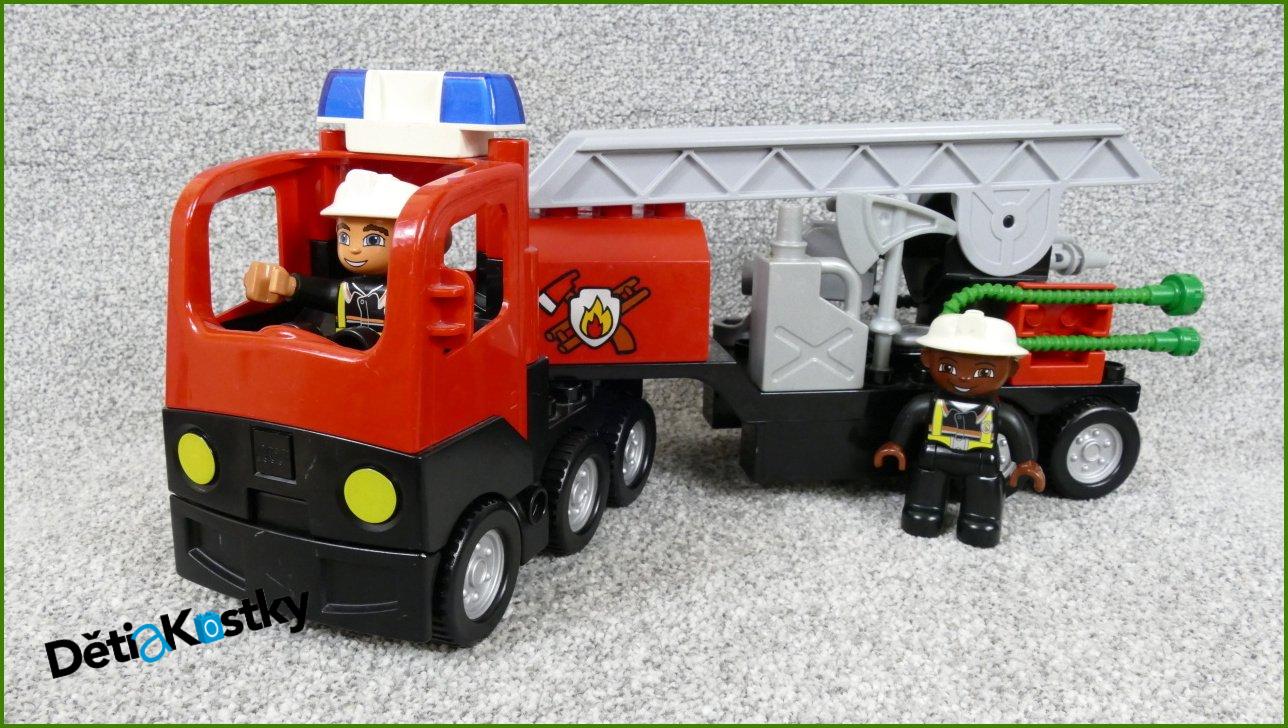 Lego® Duplo® Hasičské Auto s Návěsem a Příšlušenstvím