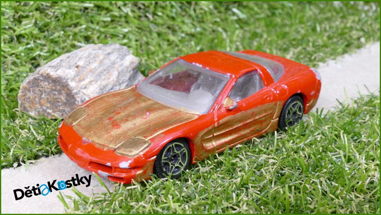 Angličák Bburago 1:43 - Chevrolet Corvette - pomalované