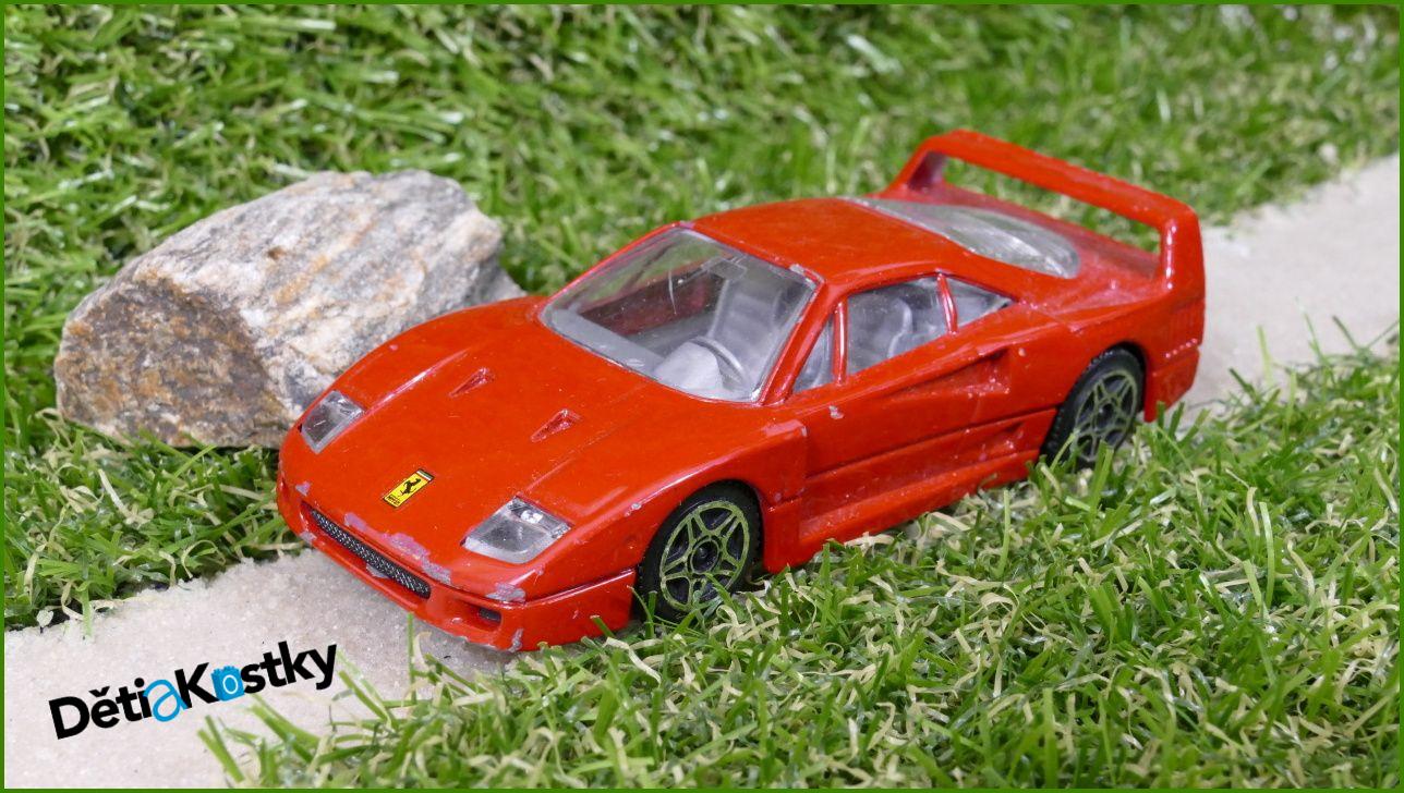 Angličák Bburago 1:43 - Ferrari F40