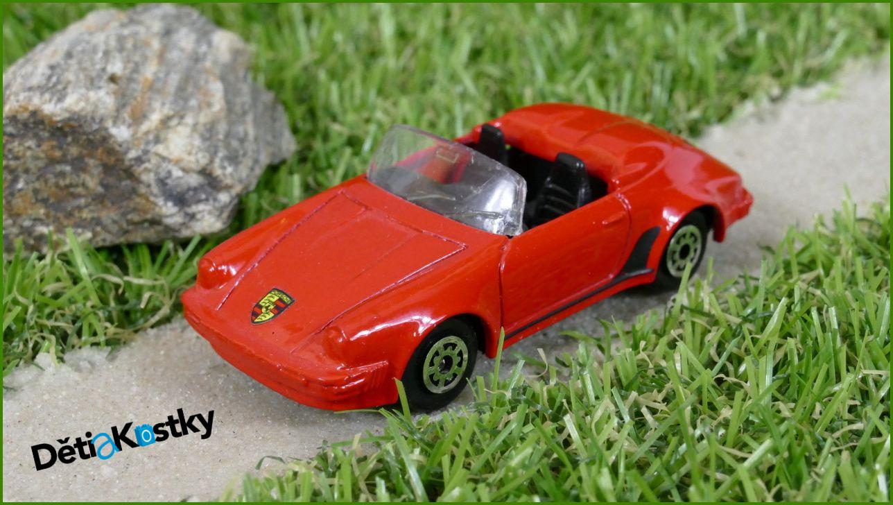 Angličák Autíčko Maisto Porsche Speedster