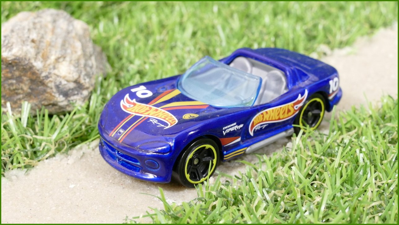 Angličák - Hot Wheels Dodge Viper