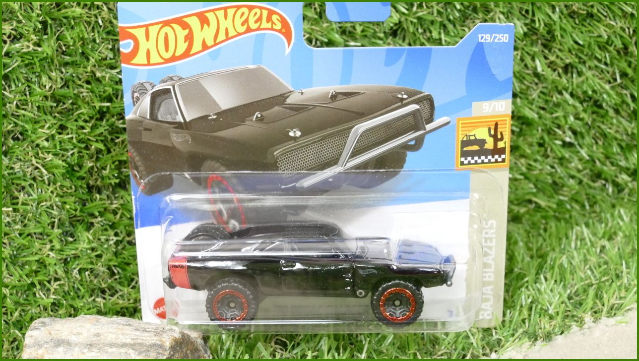 Angličák Model Autíčka Hot Wheels ´70 Dodge Charger (BAJA BLAZERS)