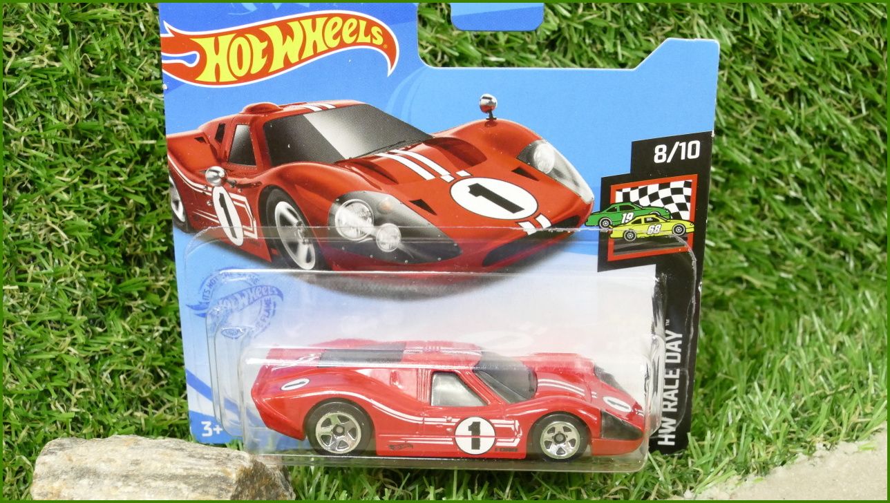 Angličák Model Autíčka Hot Wheels ´67 Ford GT40 MK.IV (HW RACE DAY)