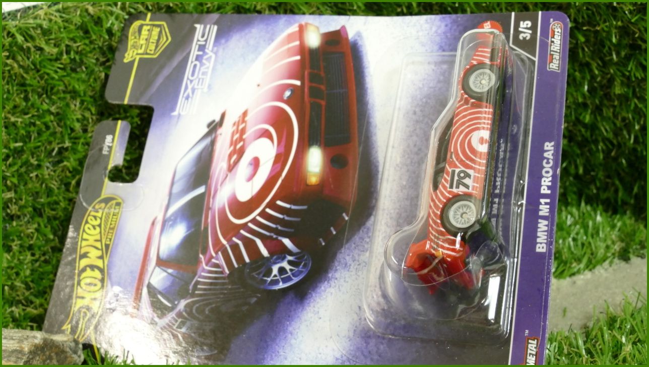 Angličák Model Autíčka Hot Wheels BMW M1 Procar (REAL RIDERS)