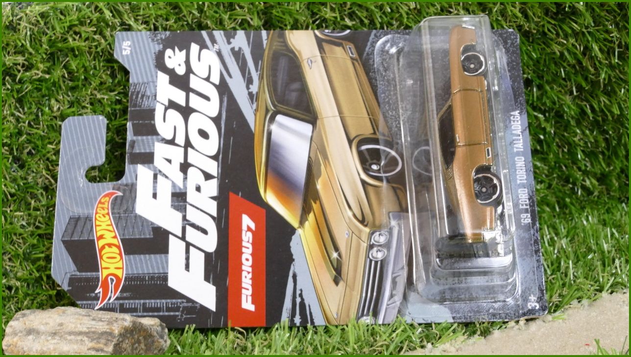 Angličák Model Autíčka Hot Wheels ´69 Ford Torino Talladega - Fast and Furious