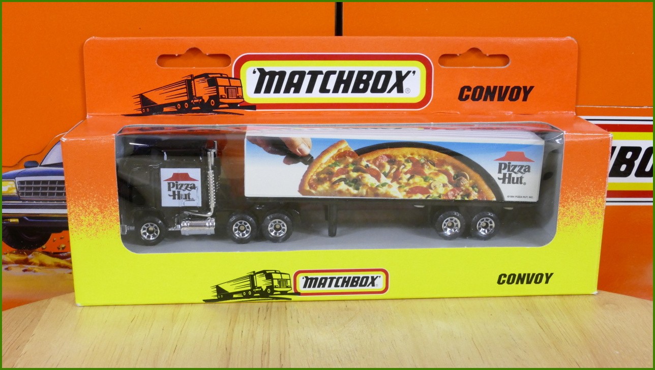 Model Matchbox Convoy Kenworth - Pizza Hut Trailer