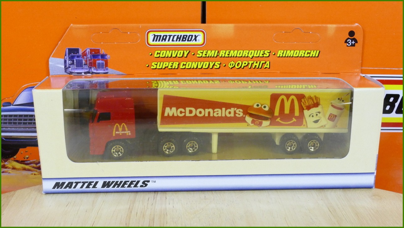 Model Matchbox Convoy DAF 3300 Space Cab - McDonald´s Trailer