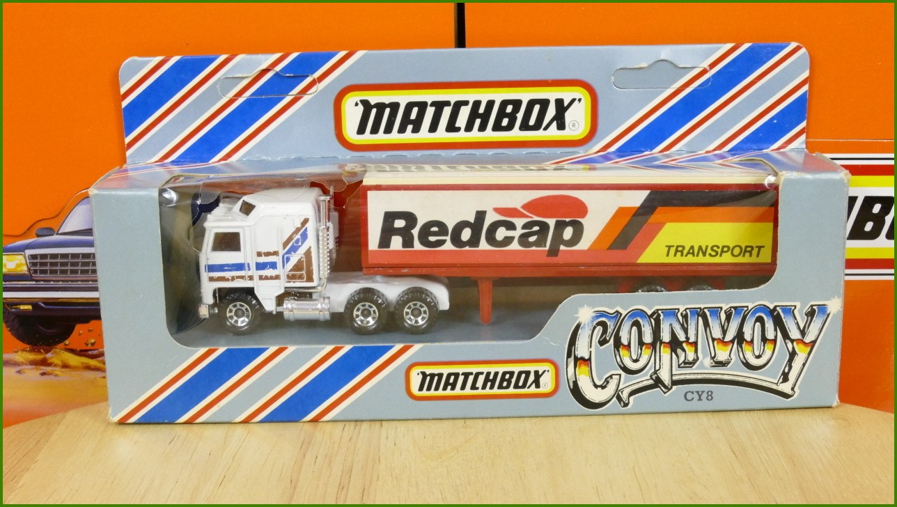 Model Matchbox Convoy CY 8 - Kenworth - Redcap Transport - prasklý plast krabičky