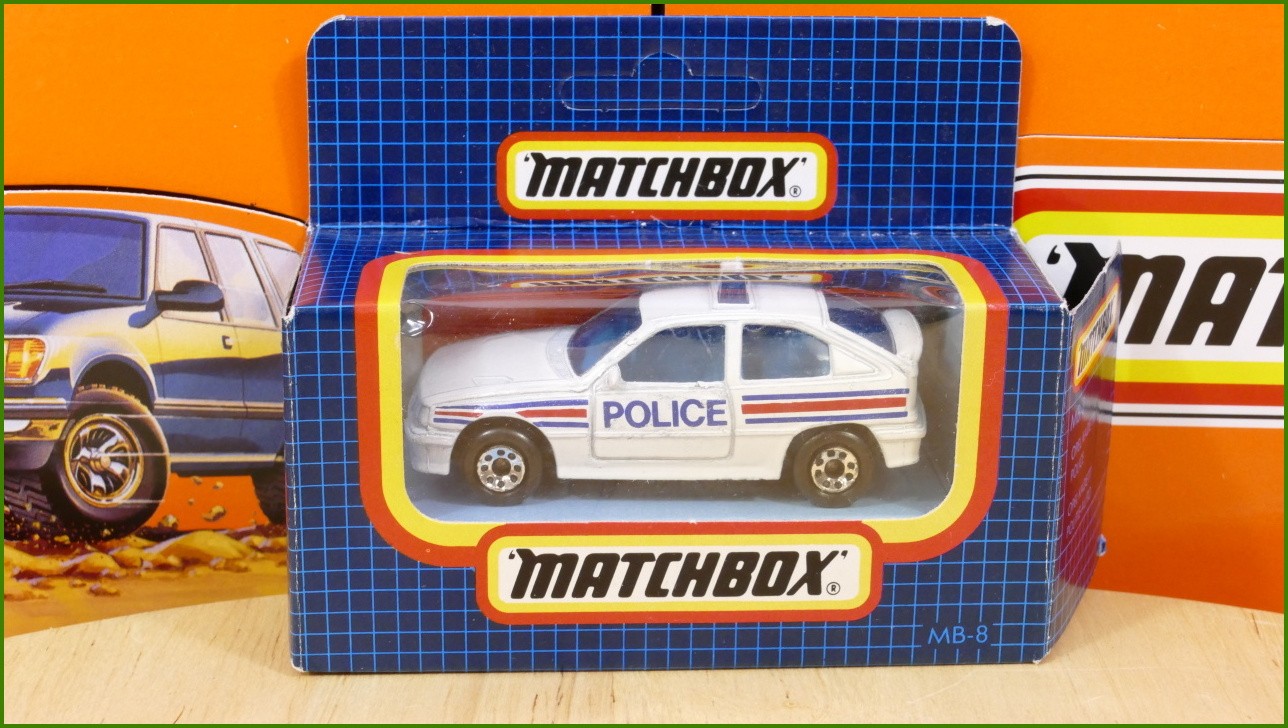 Matchbox Model MB-8 - Opel Kadett Police