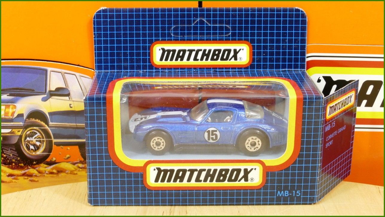 Matchbox Model MB-15 - Corvette Grand Sport