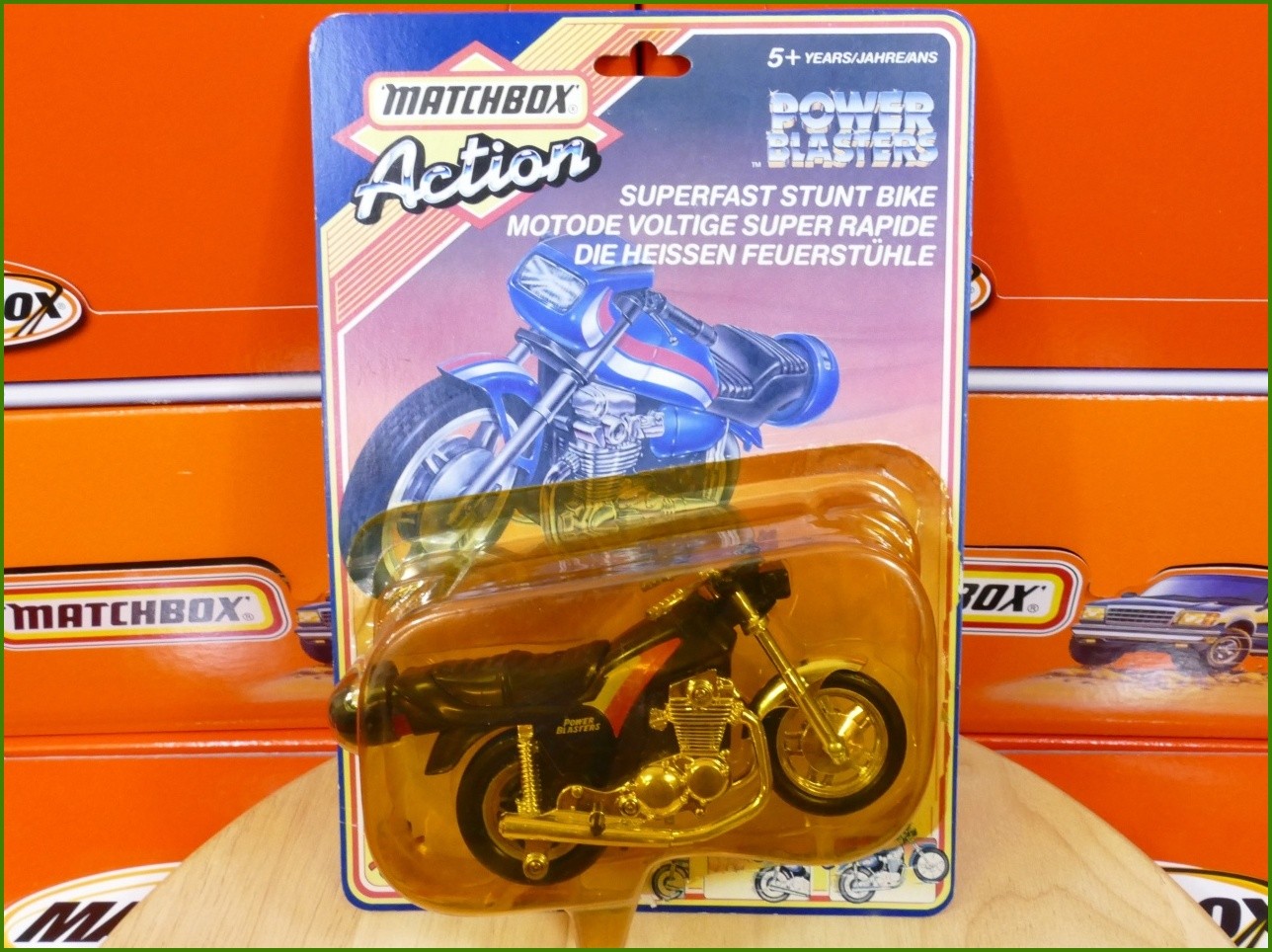 Matchbox Action Power Blasters Motorka