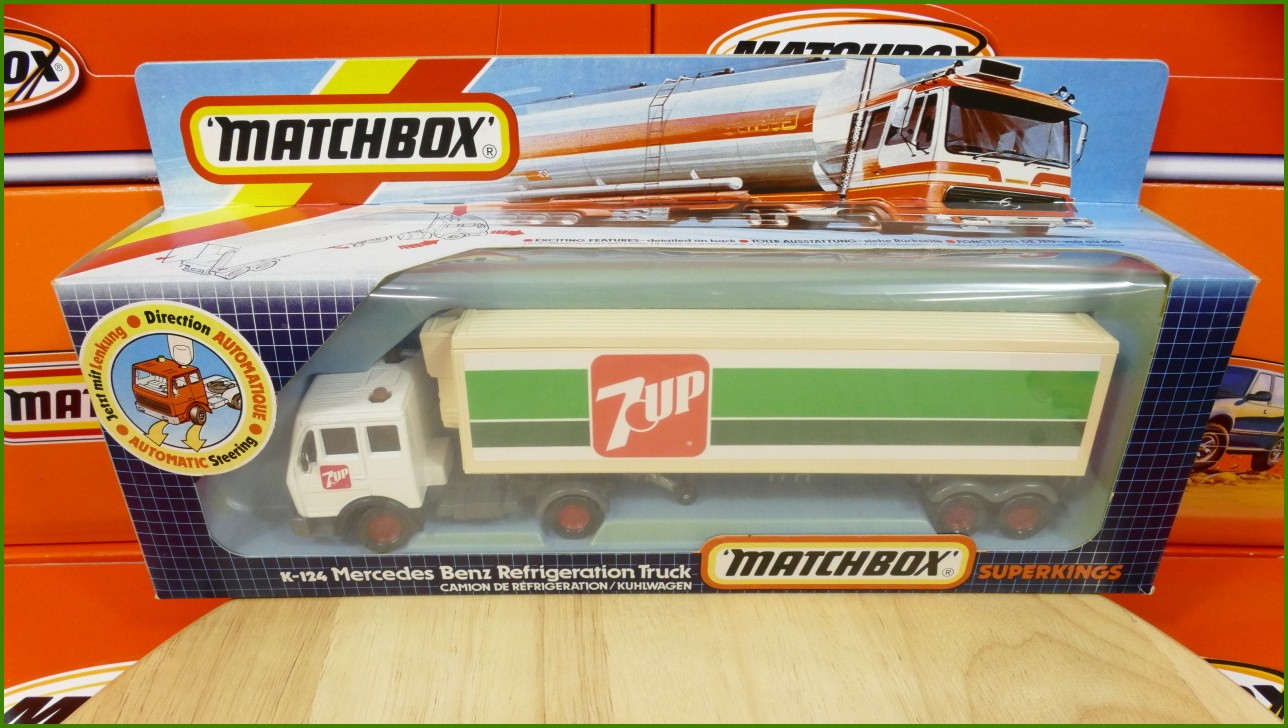 Matchbox Superkings K-124 Mercedes Benz Refrigeration Truck