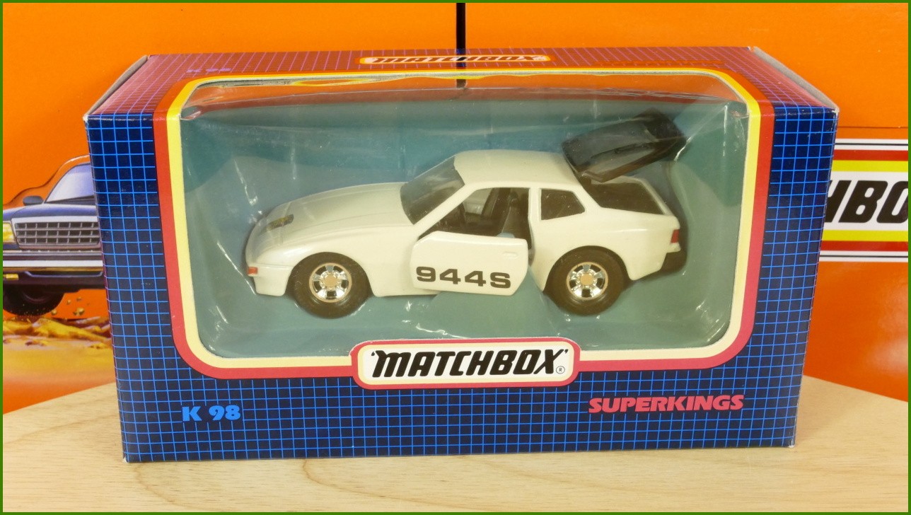 Model Autíčka Matchbox Superkings - K 98 - Porsche 944