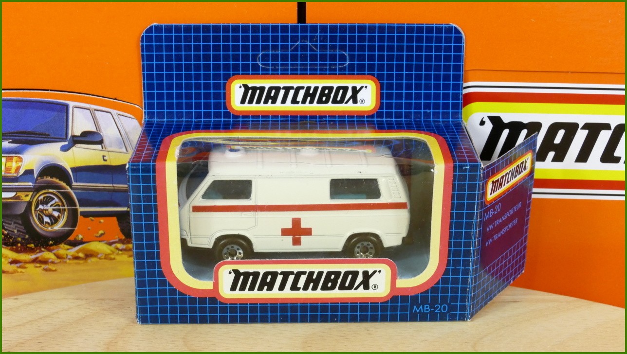 Angličák Matchbox MB-20 - VW Transporter - prasklý plast krabičky