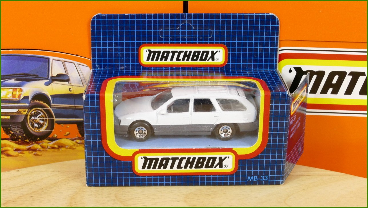 Autíčko Angličák Matchbox MB-33 - Mercury Sable
