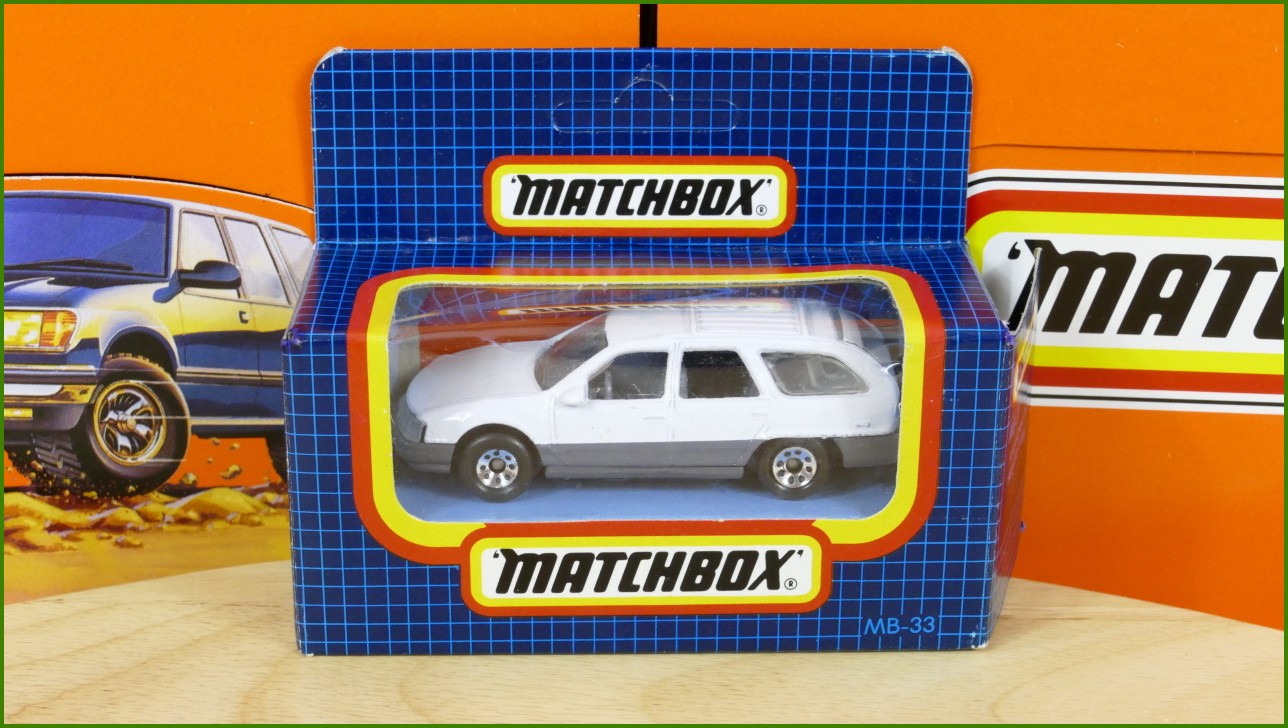 Autíčko Angličák Matchbox MB-33 - Mercury Sable