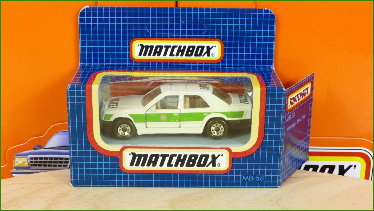 Autíčko Angličák Matchbox MB-58 - Mercedes-Benz 300E