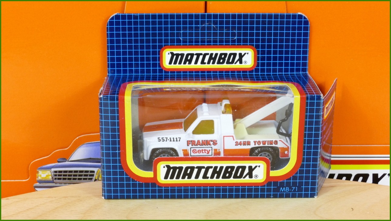 Anglilčák Matchbox Autíčko MB-71 - GMC Wrecker - mírně zažloutlý plast na korbě s hákem