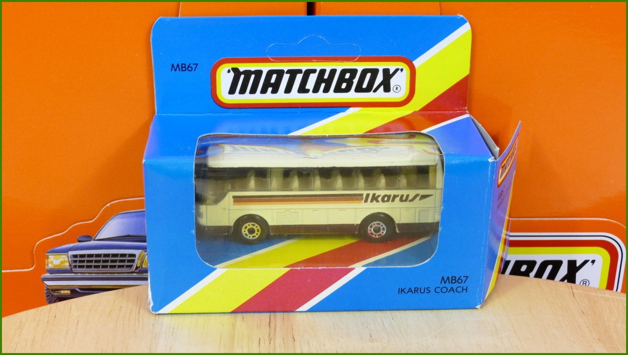Matchbox Model Autíčka MB67 - Ikarus Coach