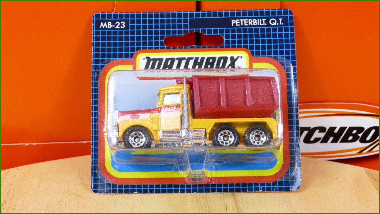 Matchbox Model Autíčka (Made in Thailand) MB-23 - Peterbilt