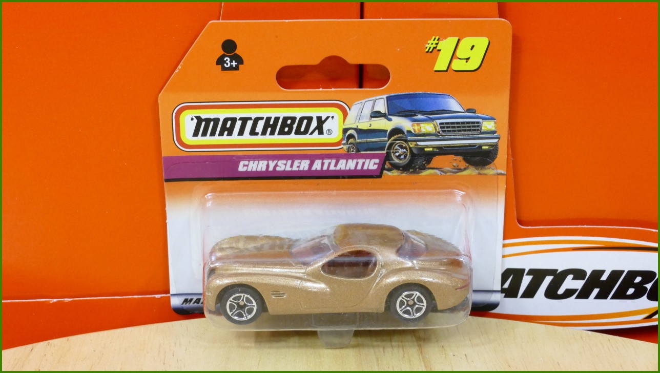 Matchbox Autíčko (Made in Thailand) No.19 - Chrysler Atlantic