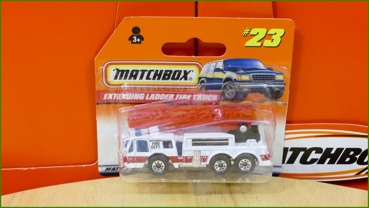 Matchbox Autíčko (Made in China) No.23 - Extending Ladder Fire Truck