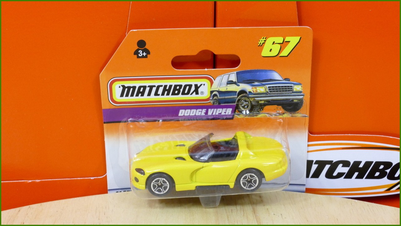 Matchbox Autíčko (Made in Thailand) No.67 - Dodge Viper