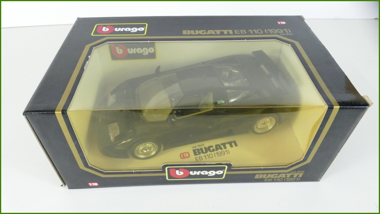 Kovový Model Bburago 1:18 - Bugatti EB 110 (1991) s Krabicí