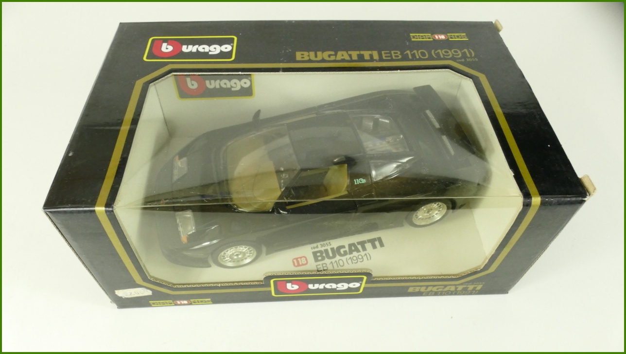 Kovový Model Bburago 1:18 - Bugatti EB 110 (1991) s Krabicí