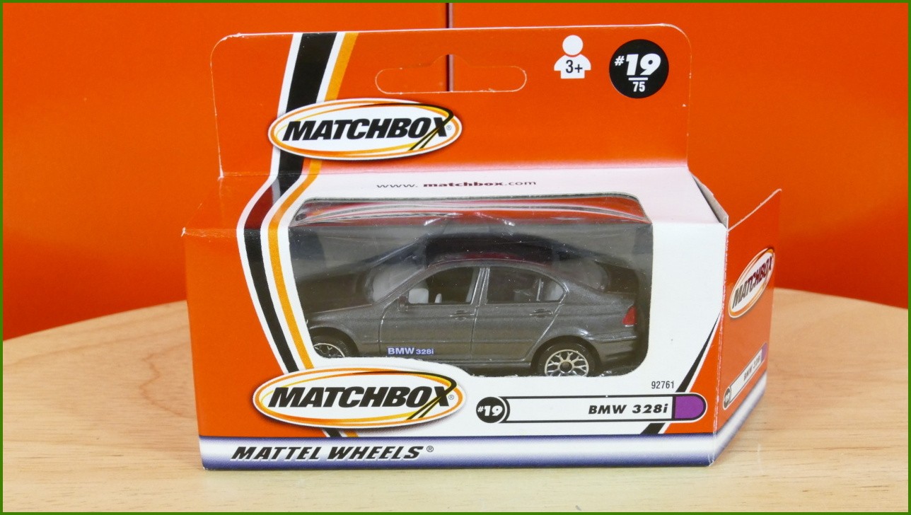 Matchbox Autíčko (Made in China) No.19 - BMW 328i
