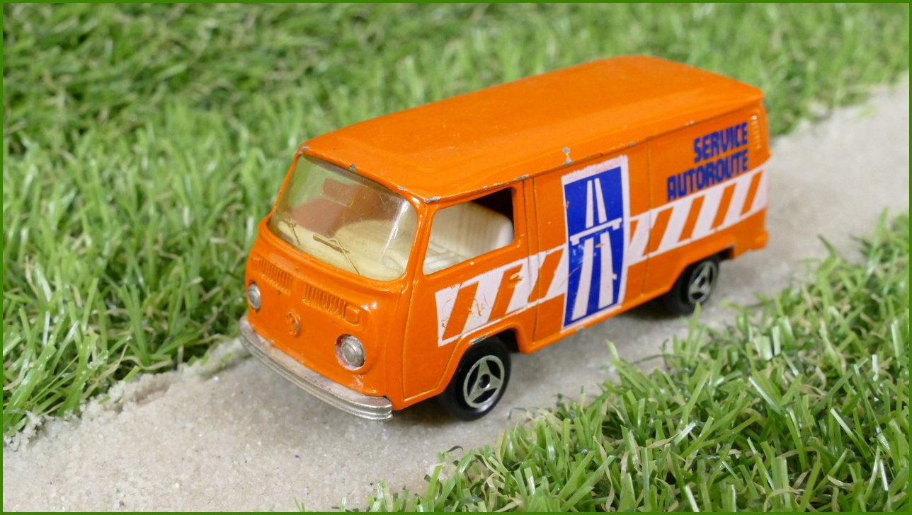 Kovový Model Autíčko Majorette Fourgon VW (France)