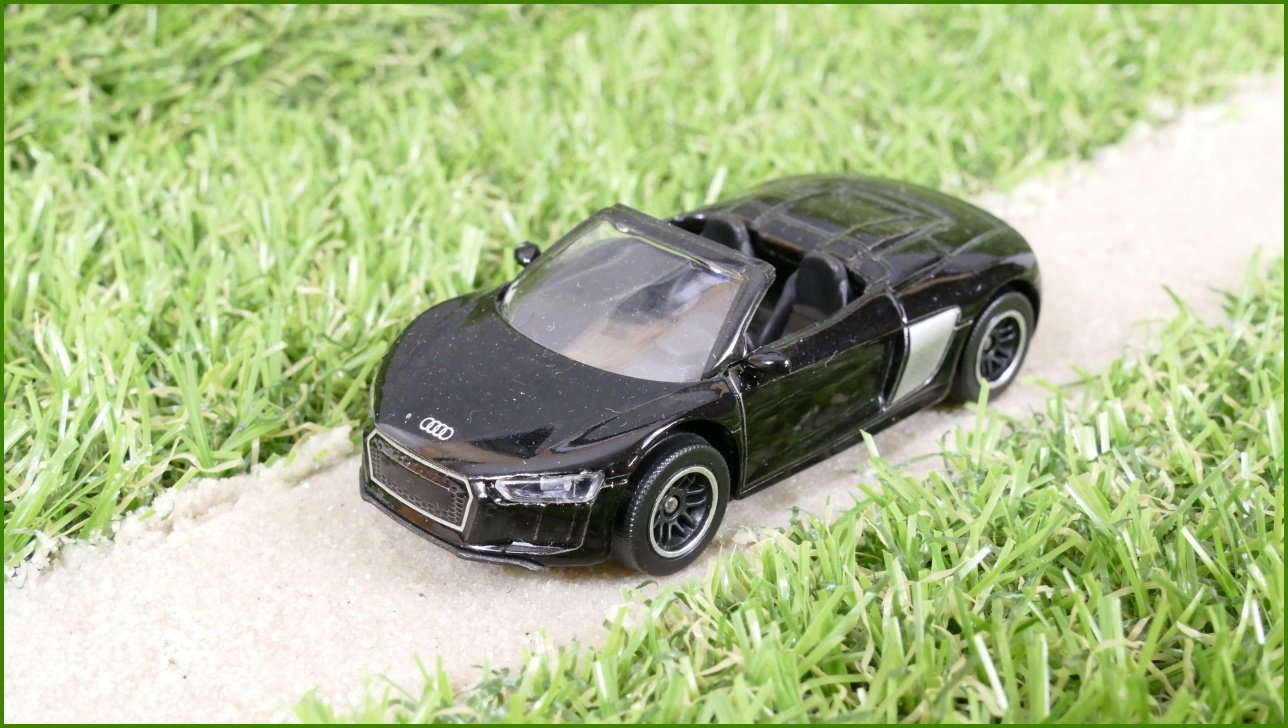 Kovový Model Autíčko Majorette Audi R8 (Thailand)
