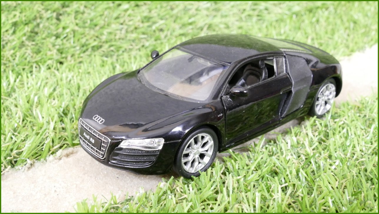 Model Autíčka Welly 1:34 - Audi R8 V10 - No.43833 - Natahovací