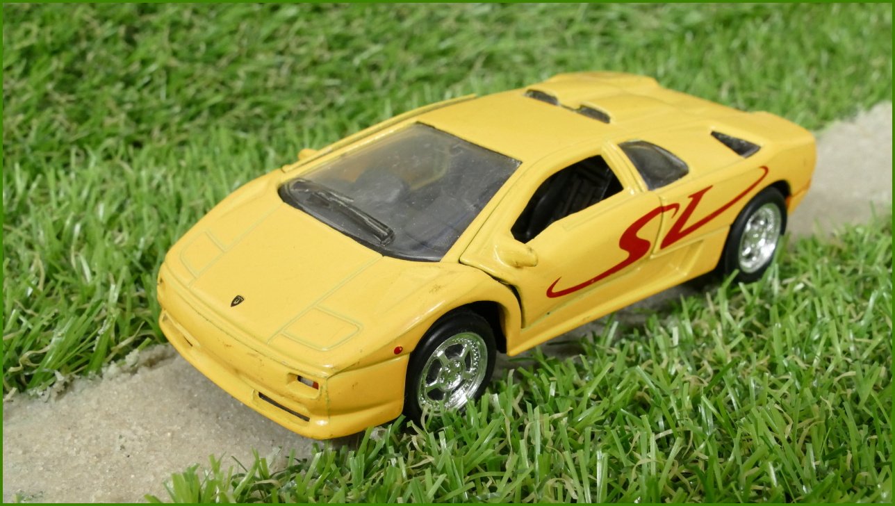 Model Autíčka Welly 1:34 - Lamborghini Diablo No.49768 - Natahovací - bez zadního křídla