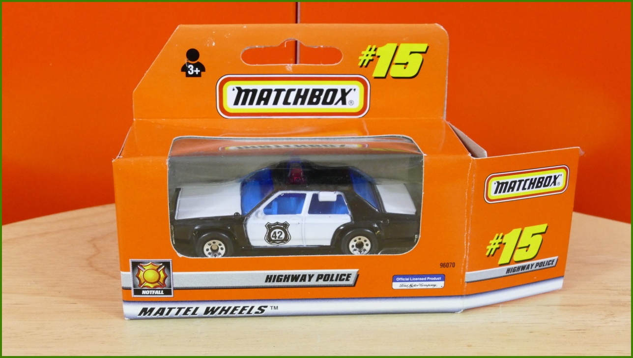 Matchbox Autíčko No.15 - LTD Police